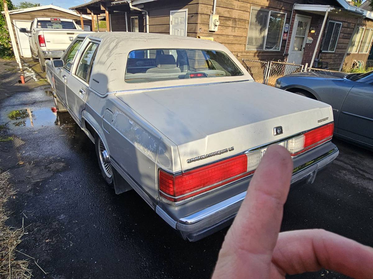 Mercury-Grand-marquis-1988-160934-10