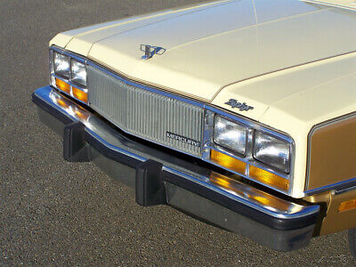 Mercury-Zephyr-Berline-1983-Gold-Tan-121919-11