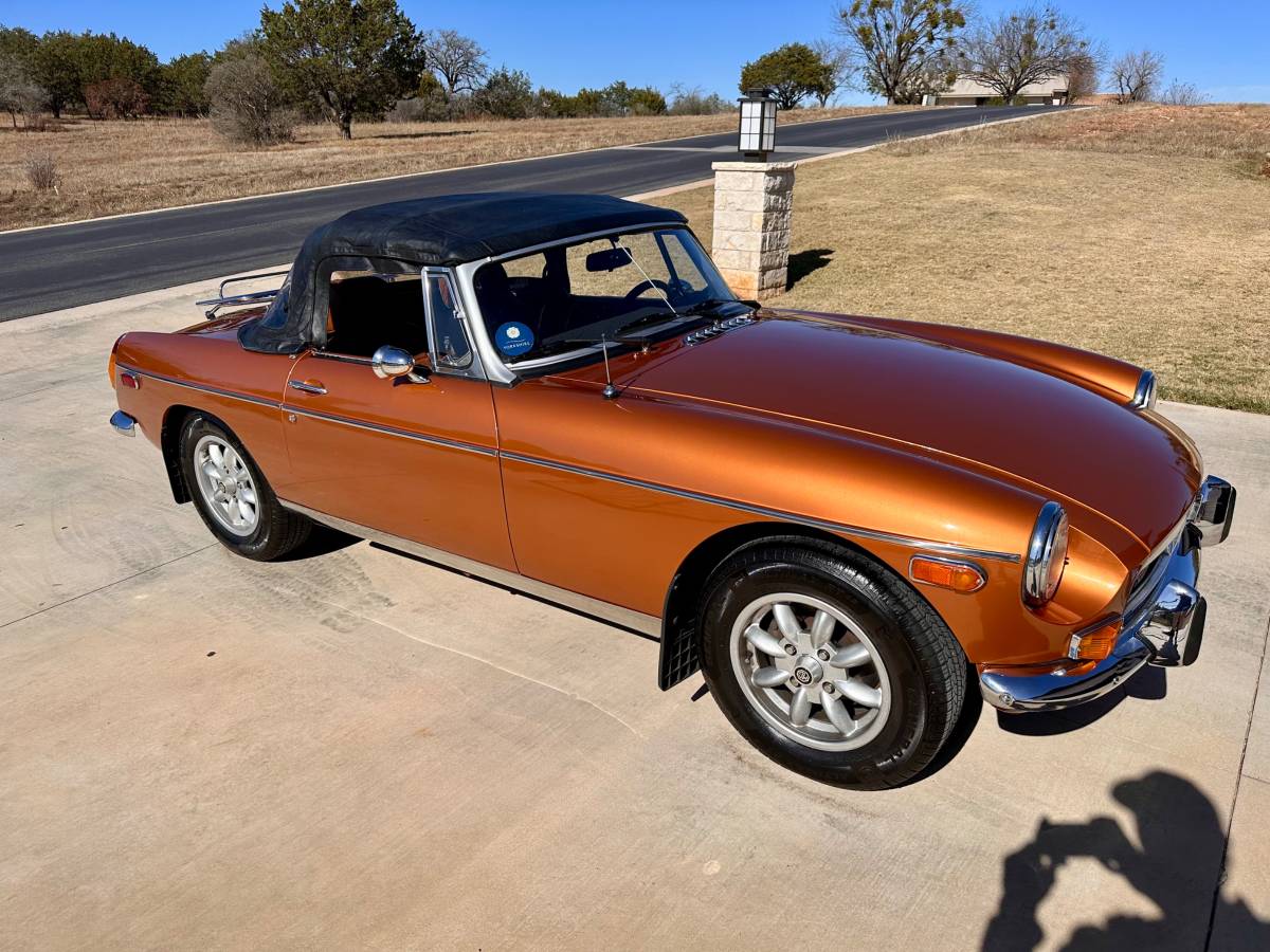 Mg-B-convertible-1974-10