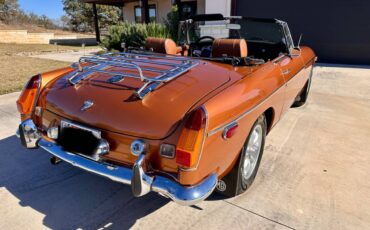 Mg-B-convertible-1974-22