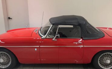 Mg-B-convertible-1976-red-76503-5