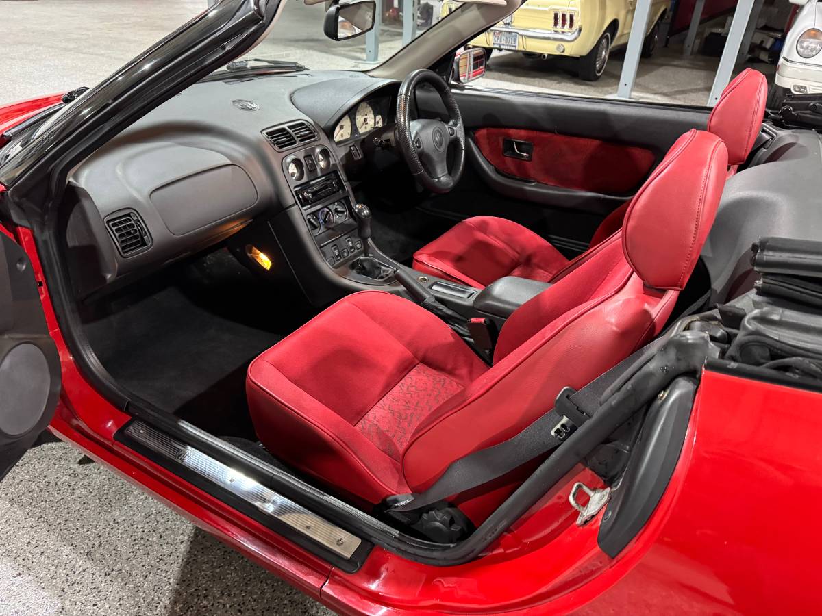 Mg-F-roadster-1995-red-78446-12