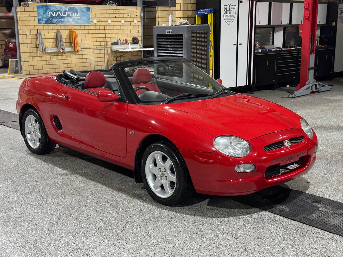 Mg-F-roadster-1995-red-78446-2