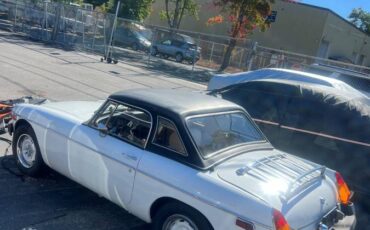 Mg-Mgb-1975-white-100273-2