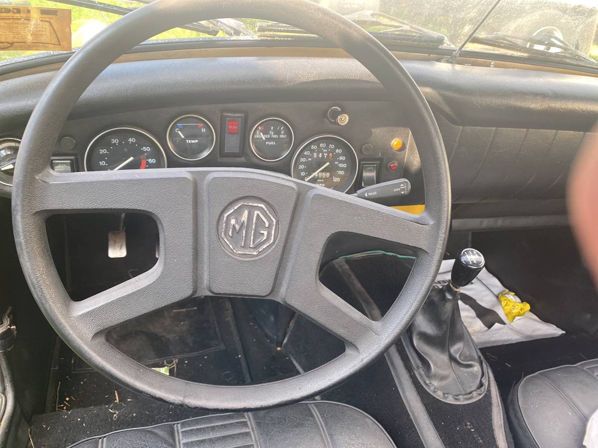 Mg-Midget-1977-yellow-56114-6