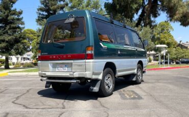 Mitsubishi-Delica-l300-diesel-1993-191706-6