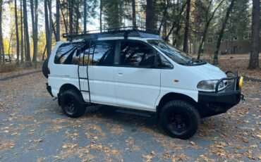 Mitsubishi-Delica-l400-turbo-diesel-1994-8