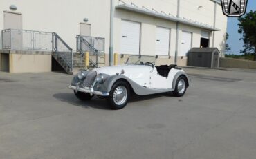 Morgan-Plus-4-1960-Gray-Black-118605-6