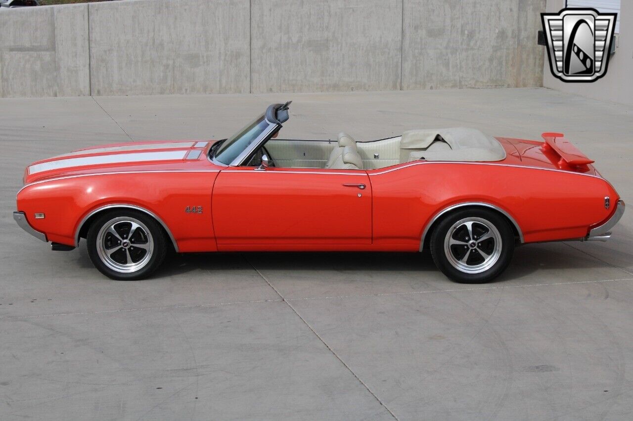 Oldsmobile-442-Cabriolet-1969-10