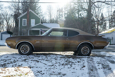 Oldsmobile-442-Coupe-1969-Gold-Black-38624-2