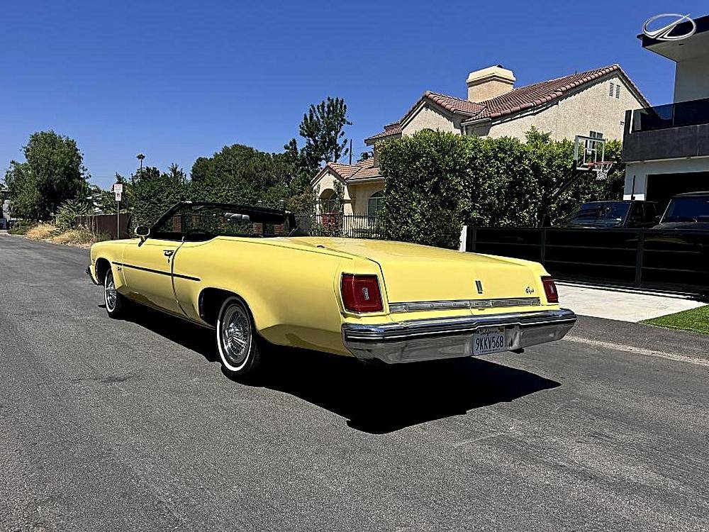 Oldsmobile-88-classic-1975-black-74091-13