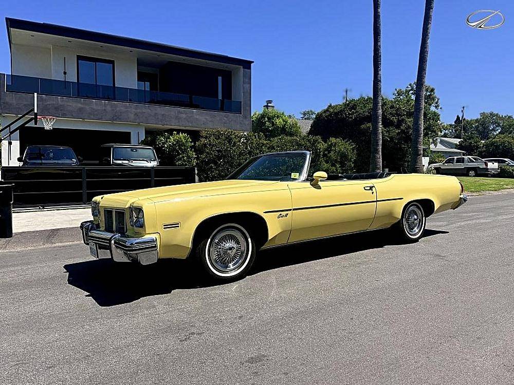 Oldsmobile-88-classic-1975-black-74091