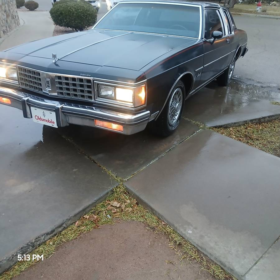 Oldsmobile-88-diesel-1985-23