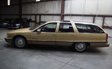 Oldsmobile-Custom-Cruiser-Break-1991-1