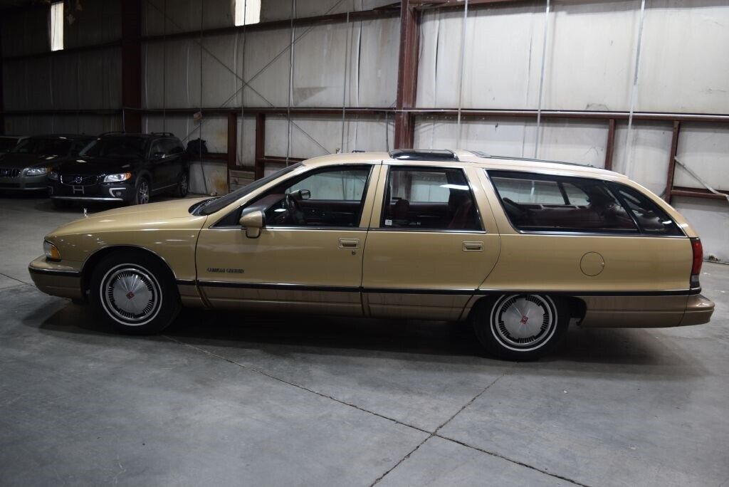 Oldsmobile-Custom-Cruiser-Break-1991-1