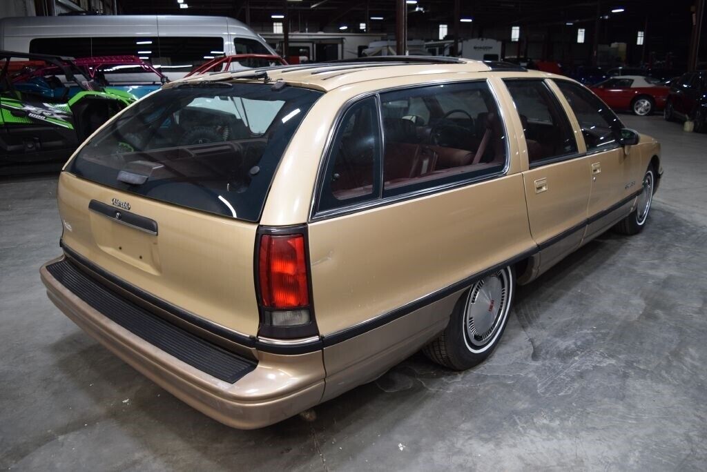 Oldsmobile-Custom-Cruiser-Break-1991-4