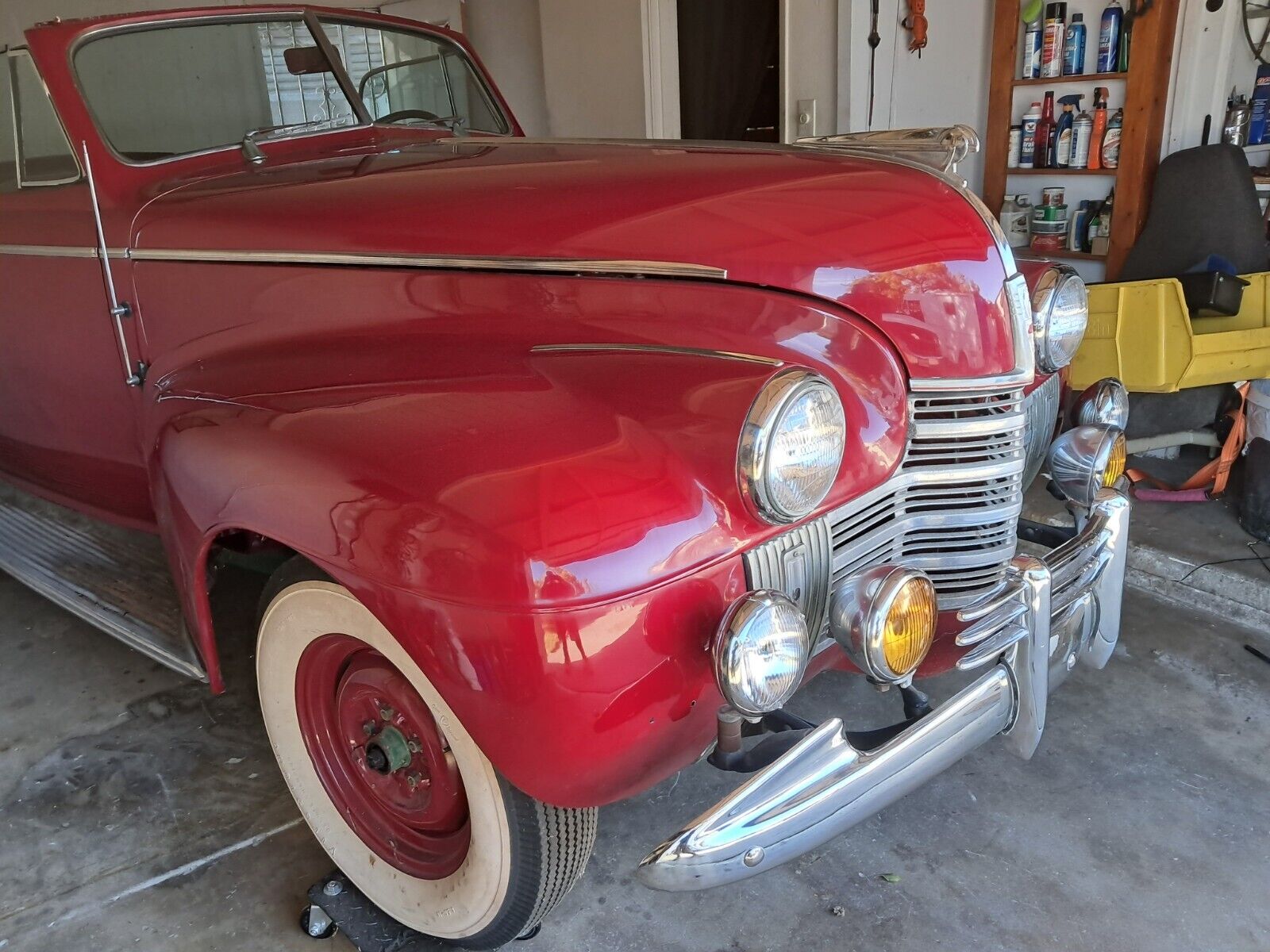 Oldsmobile-Custom-Cruiser-Cabriolet-1940-Burgundy-Red-1609344-5