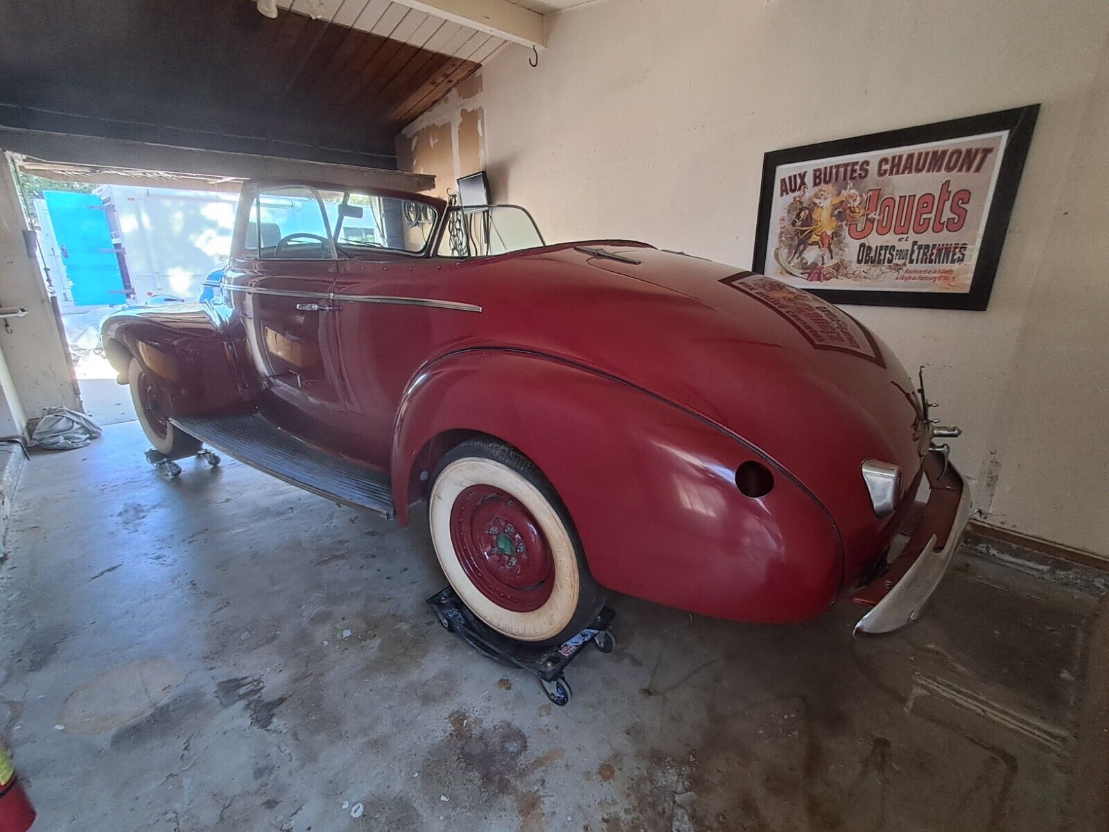 Oldsmobile-Custom-Cruiser-Cabriolet-1940-Burgundy-Red-1609344-9