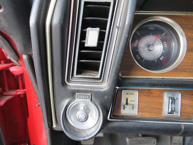 Oldsmobile-Cutlass-1971-Red-Black-131443-14