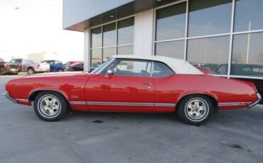 Oldsmobile-Cutlass-1971-Red-Black-131443-4