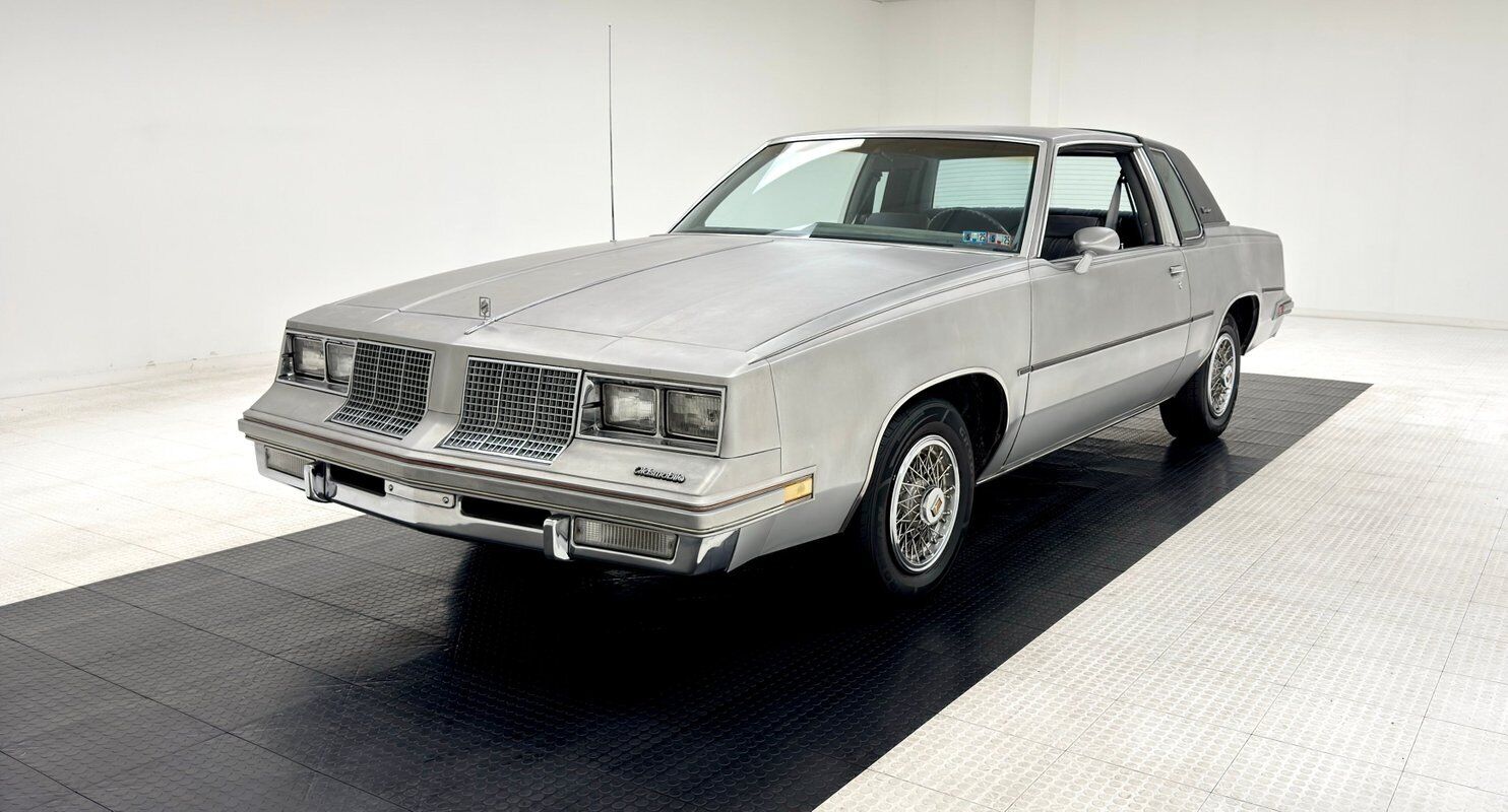 Oldsmobile Cutlass  1985