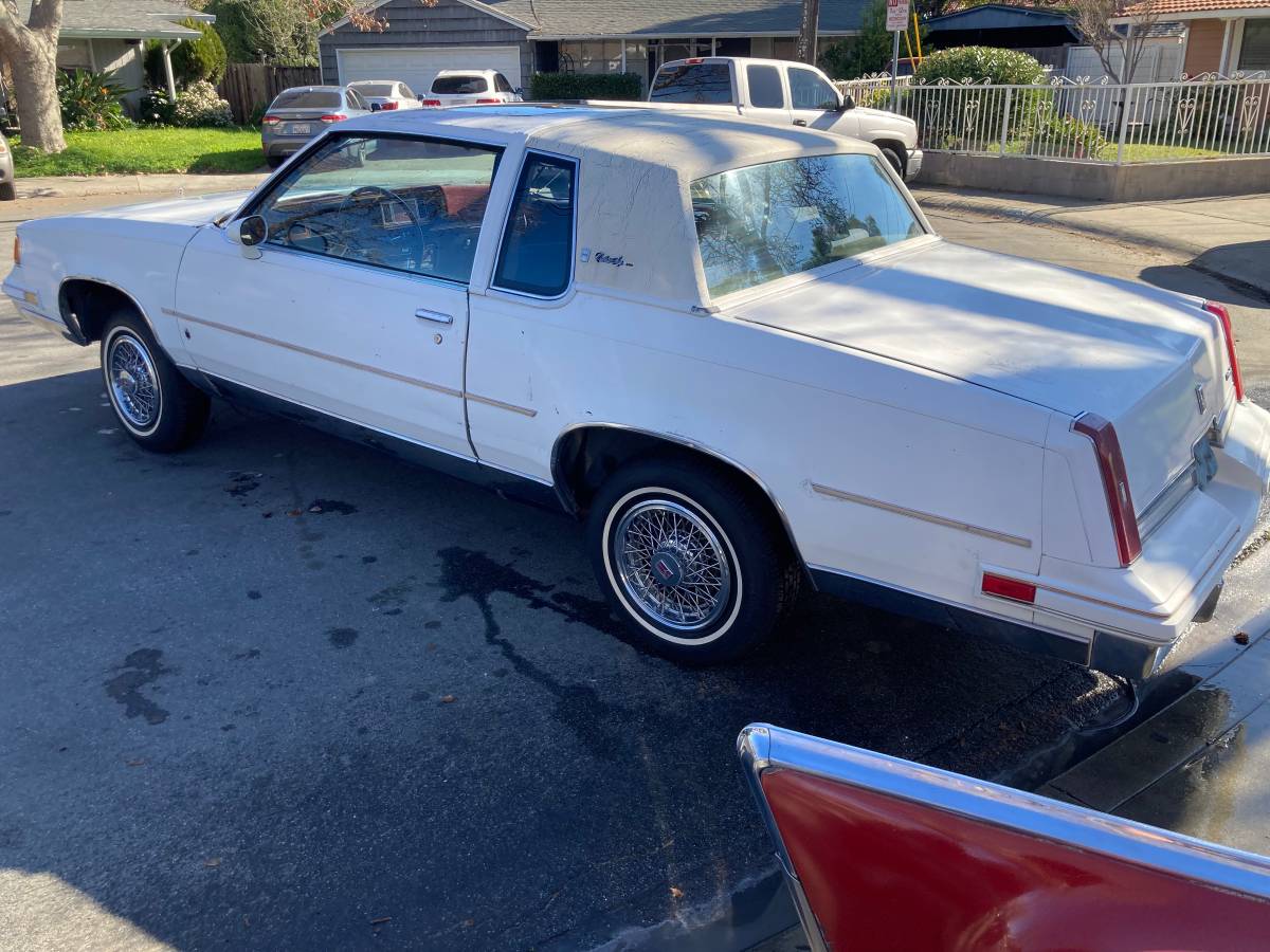 Oldsmobile-Cutlass-1987-6