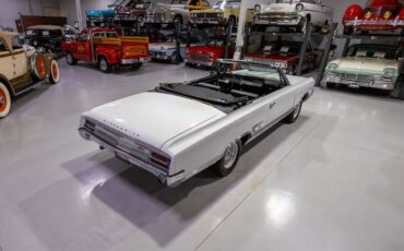 Oldsmobile-Cutlass-442-Convertible-1965-White-Black-125260-8