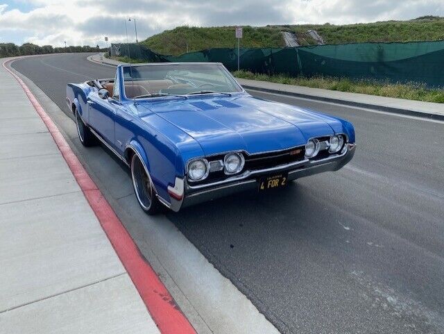 Oldsmobile-Cutlass-Cabriolet-1967-8047-2