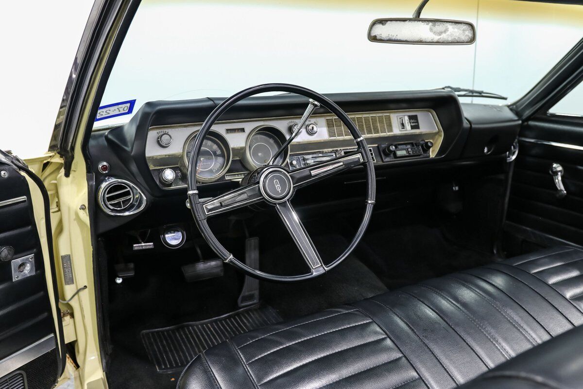 Oldsmobile-Cutlass-Cabriolet-1967-Yellow-Black-55040-16