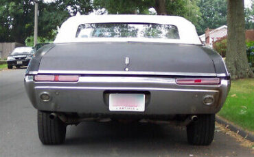 Oldsmobile-Cutlass-Cabriolet-1968-Black-Black-0-3