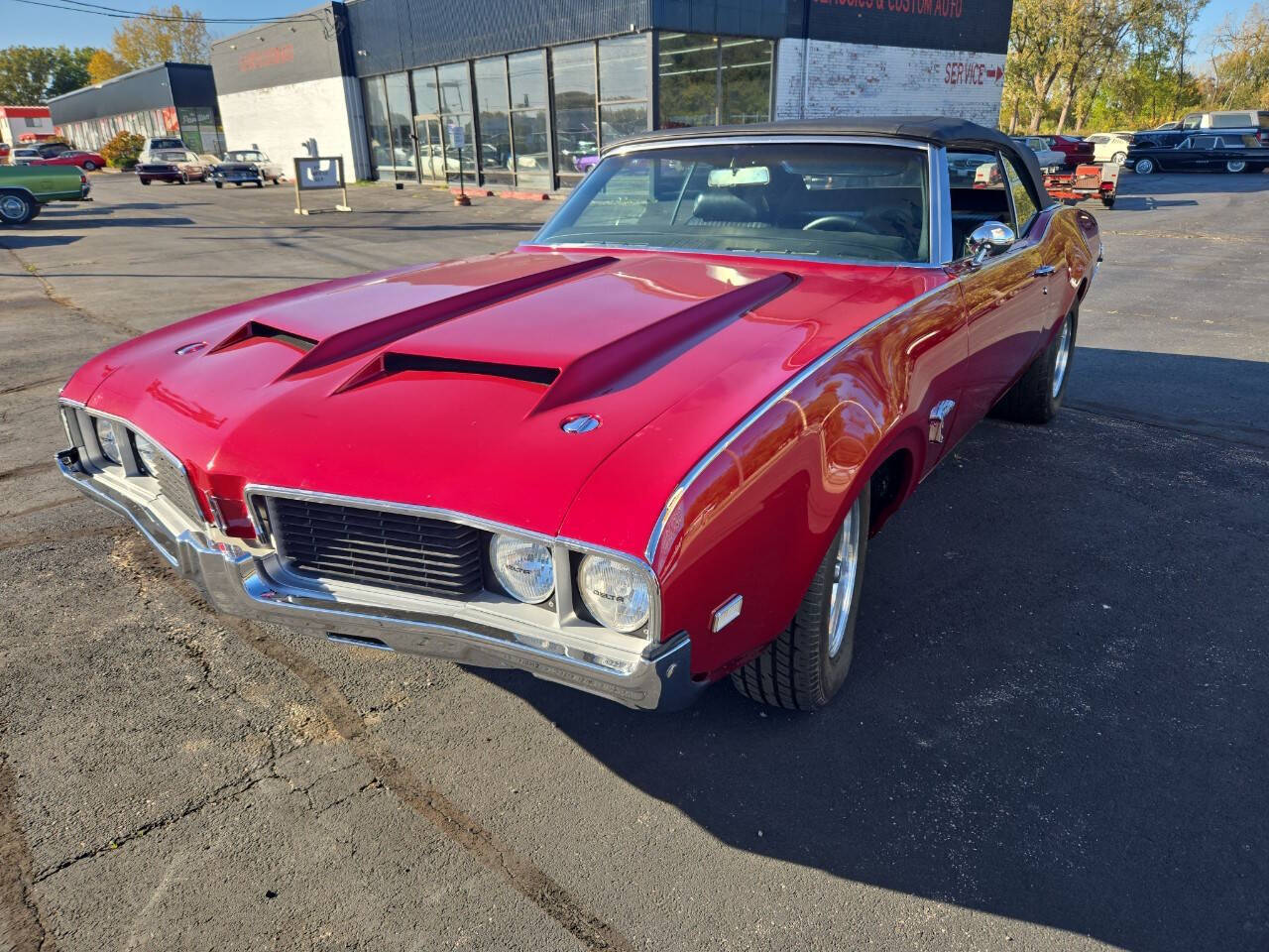 Oldsmobile-Cutlass-Cabriolet-1969-Red-Black-121056-11