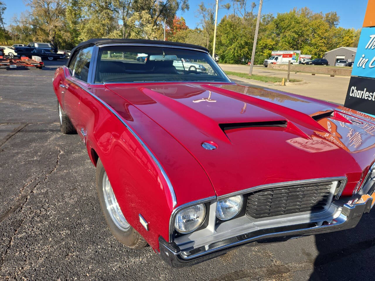 Oldsmobile-Cutlass-Cabriolet-1969-Red-Black-121056-9