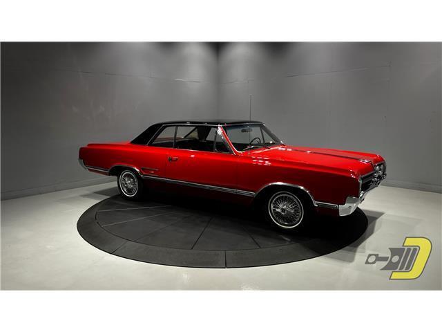 Oldsmobile-Cutlass-Coupe-1965-Red-Black-132080-11