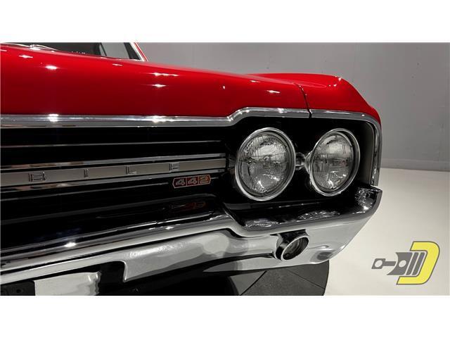 Oldsmobile-Cutlass-Coupe-1965-Red-Black-132080-17