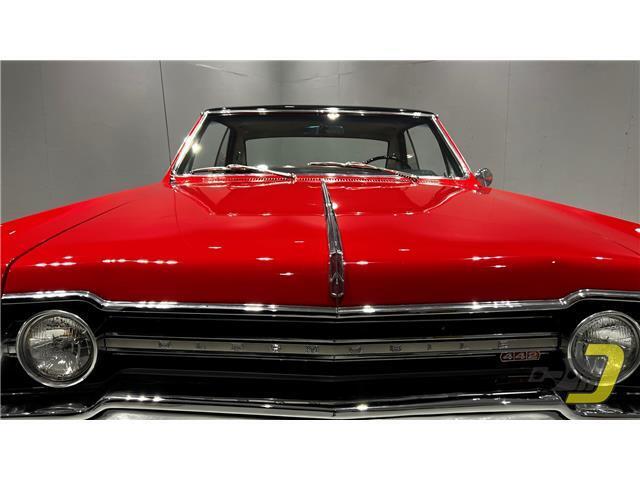 Oldsmobile-Cutlass-Coupe-1965-Red-Black-132080-18