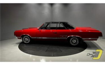 Oldsmobile-Cutlass-Coupe-1965-Red-Black-132080-2