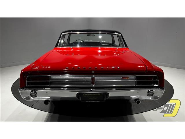 Oldsmobile-Cutlass-Coupe-1965-Red-Black-132080-20