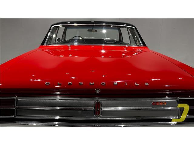 Oldsmobile-Cutlass-Coupe-1965-Red-Black-132080-22