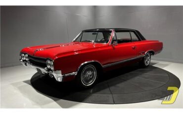 Oldsmobile-Cutlass-Coupe-1965-Red-Black-132080-27