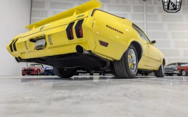 Oldsmobile-Cutlass-Coupe-1970-Yellow-Black-126325-6