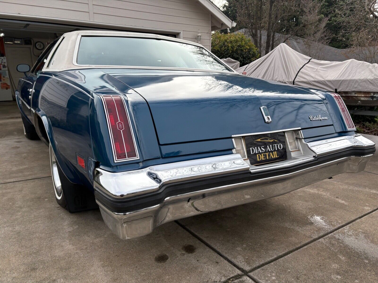 Oldsmobile-Cutlass-Coupe-1976-Blue-Blue-140890-2