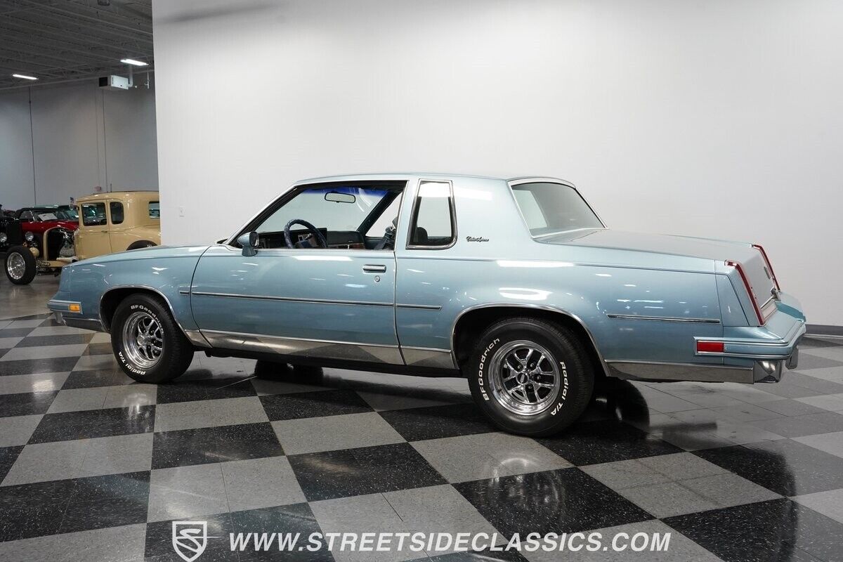 Oldsmobile-Cutlass-Coupe-1986-Blue-Blue-90178-8