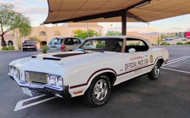 Oldsmobile-Cutlass-supreme-1970-white-80467-1