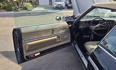 Oldsmobile-Delta-88-1973-Black-5794-28