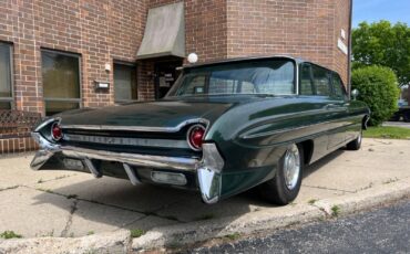 Oldsmobile-Dynamic-88-Limousine-1961-5