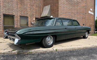 Oldsmobile-Dynamic-88-Limousine-1961-6