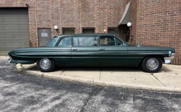 Oldsmobile-Dynamic-88-Limousine-1961-7