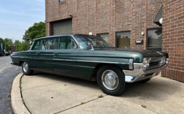 Oldsmobile-Dynamic-88-Limousine-1961-8