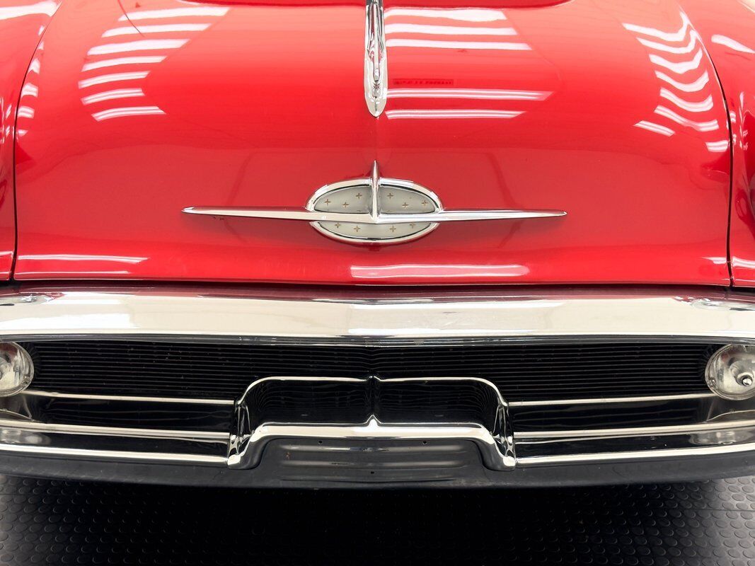 Oldsmobile-Eighty-Eight-1957-Red-Black-158694-7