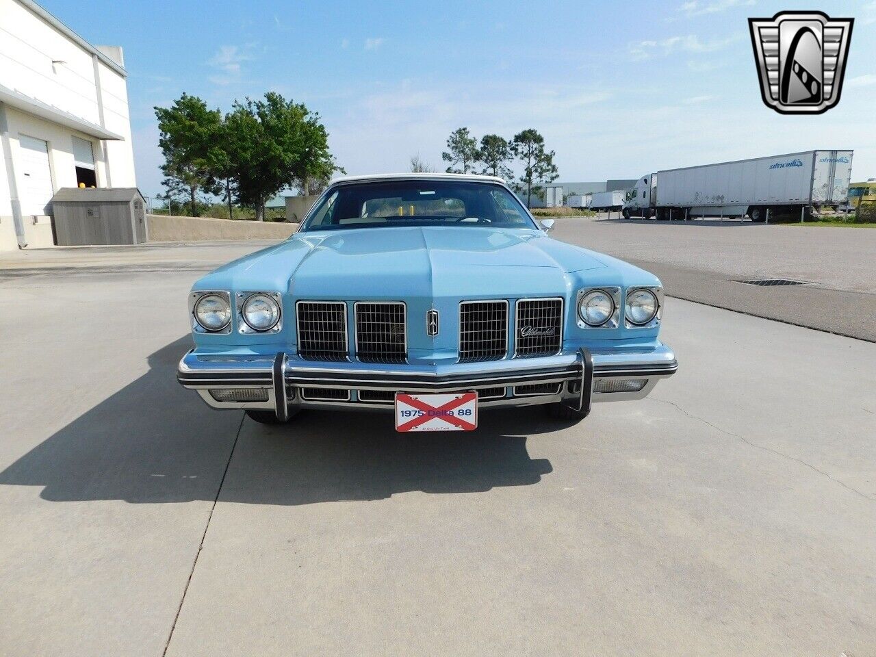 Oldsmobile-Eighty-Eight-1975-Blue-Parchment-151130-2